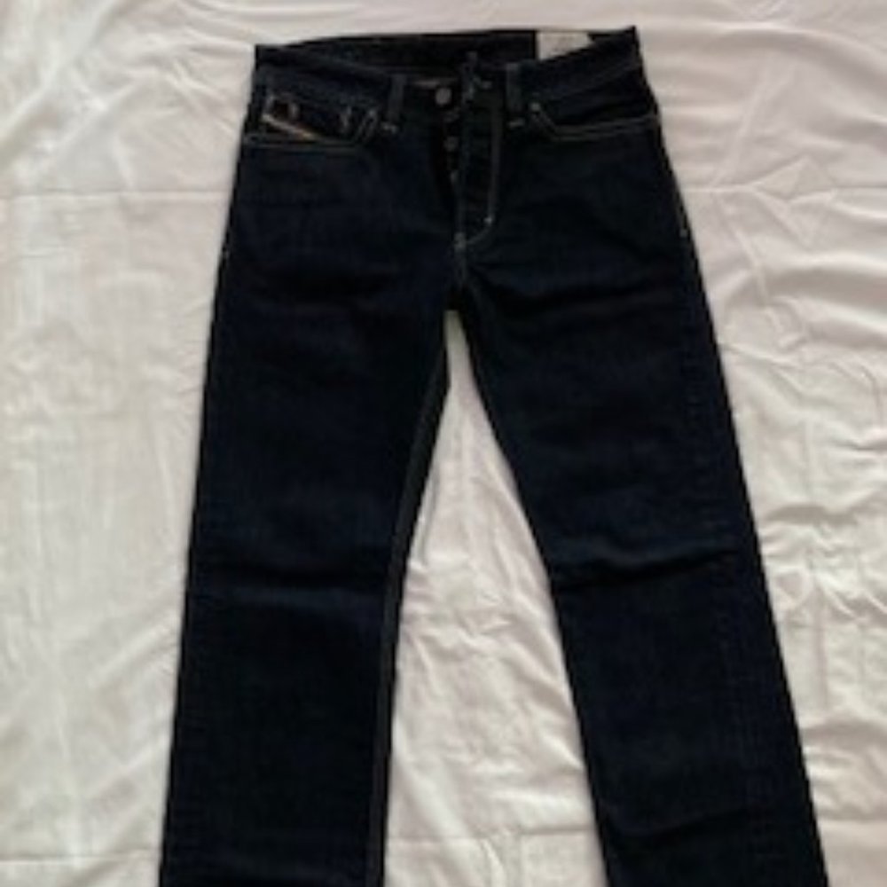 DIESEL RAYAN CLASSIC STRAIGHT LEG JEANS
